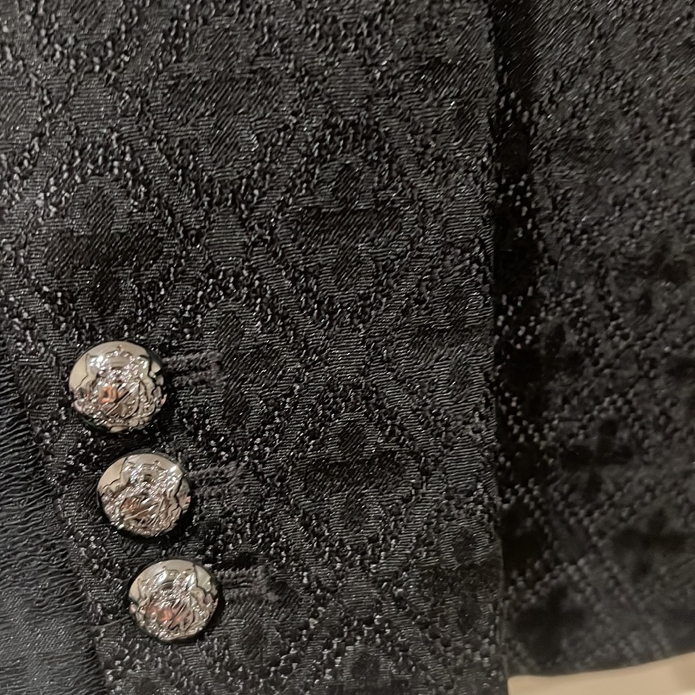 blazer - Picture 2 of 3